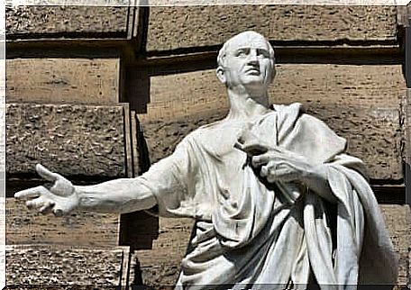 Statue of Cicero.